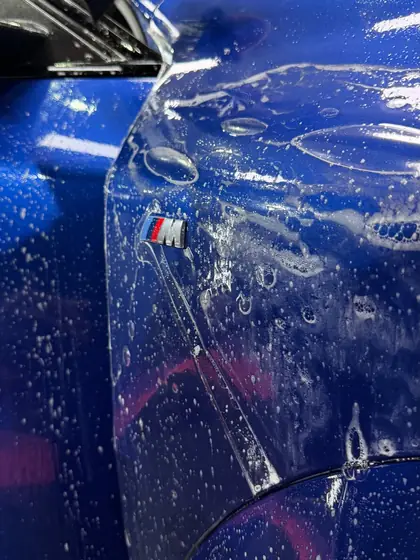 Μπλε BMW στο Studio Details Tzimas — φωτογραφία 5