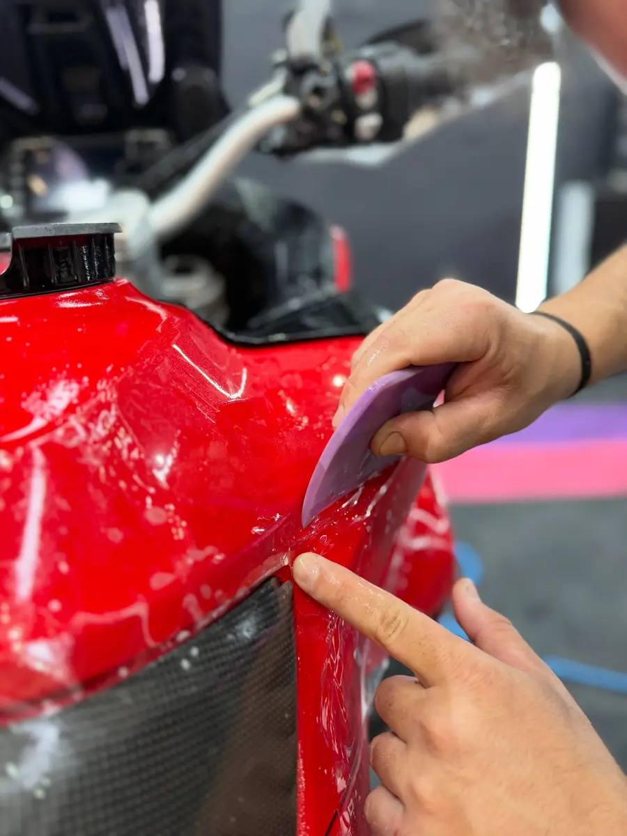 Ducati Multistrada στο Studio Details Tzimas — λήψη 3