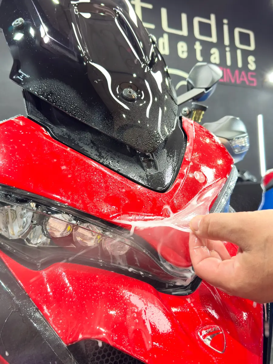 Ducati Multistrada στο Studio Details Tzimas — λήψη 6