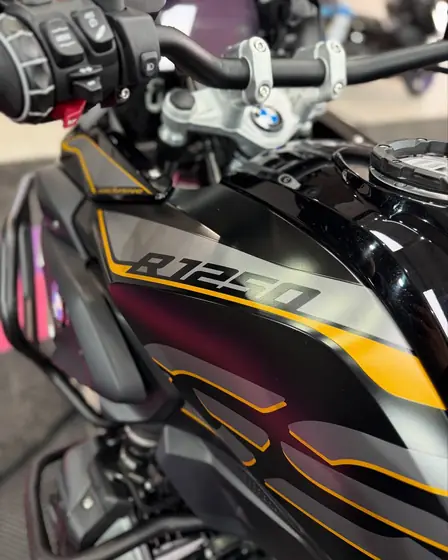 BMW GS μετά τον καθαρισμό — λεπτομέρεια
