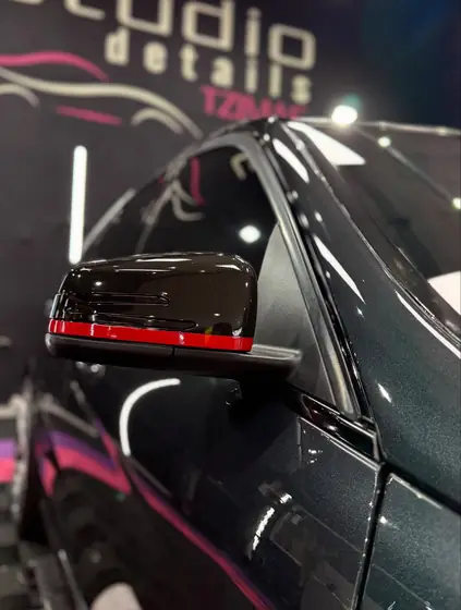 Mercedes στο Studio Details Tzimas — φωτογραφία 6